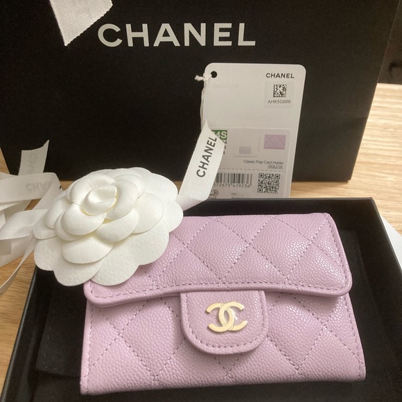 SOLD Chanel Lilac Gold Hardware Classic Card Holder - Picture 2 of 7